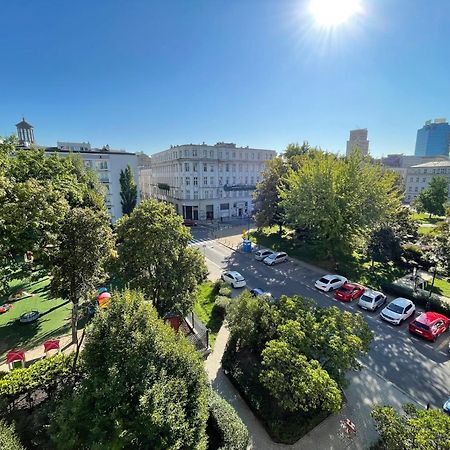 Pl. Dabrowskiego 12 By Homeprime Warsawa Bagian luar foto