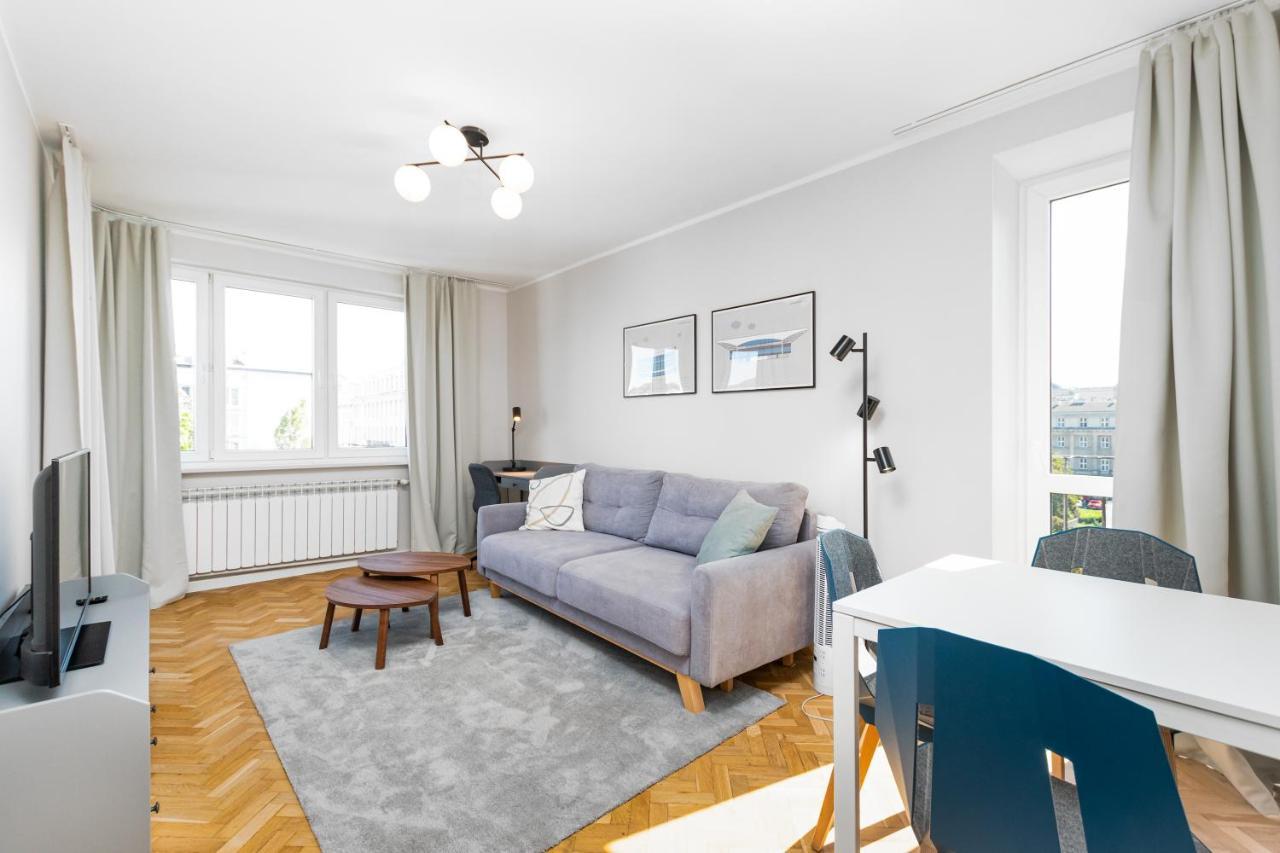 Pl. Dabrowskiego 12 By Homeprime Warsawa Bagian luar foto
