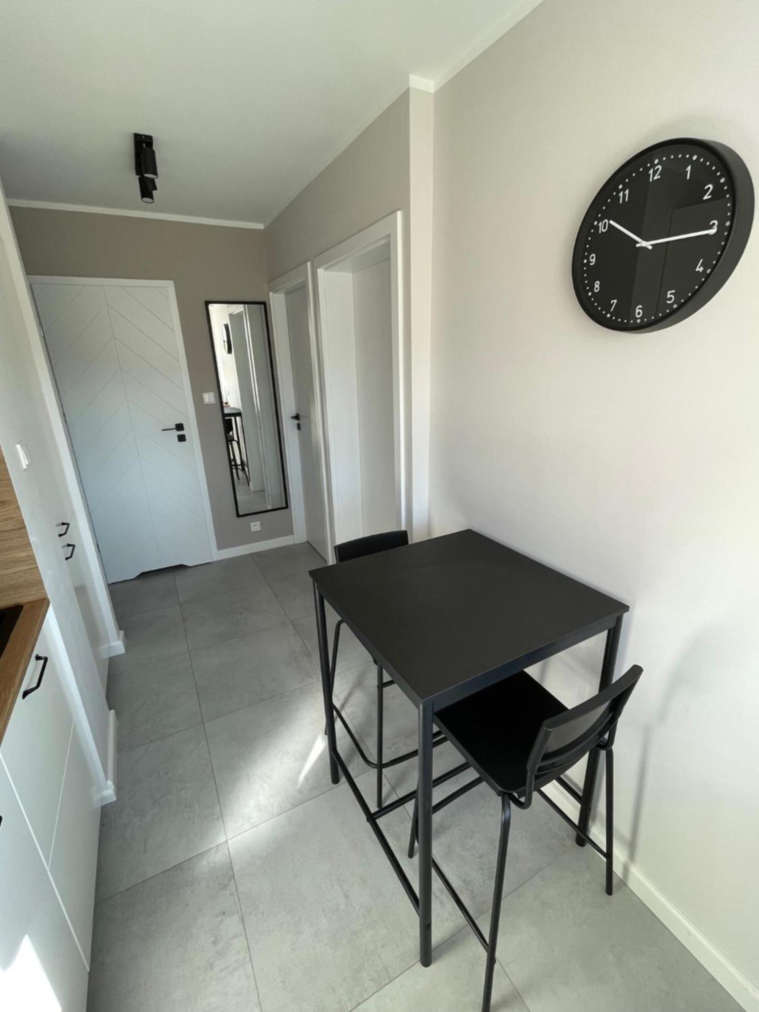 Pl. Dabrowskiego 12 By Homeprime Warsawa Bagian luar foto